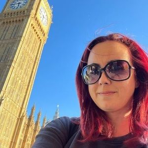 Meet your Posher, Pam